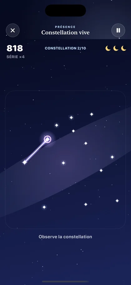 Jeu « Constellation vive » de Miraya : étoiles reliées sur un ciel de nuit.